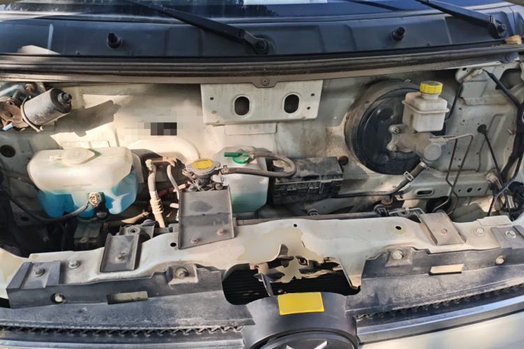 Used New Gonow Shuailing 2022 Standard Range with 41.64 kWh Lishen Power Engine Bay
