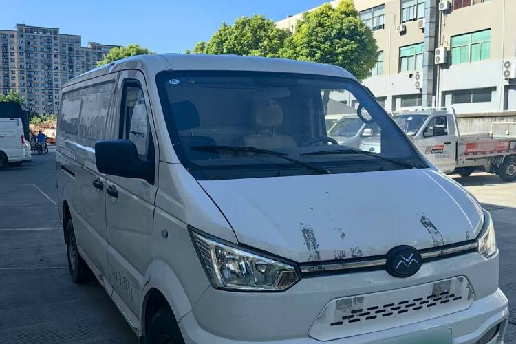 Used New Gonow Shuailing 2022 Standard Range with 41.64 kWh Lishen Power Exterior 2