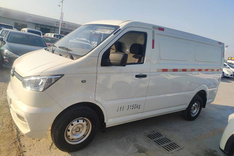 Used New Gonow Shuailing 2022 Standard Range with 41.64 kWh Lishen Power Exterior 5