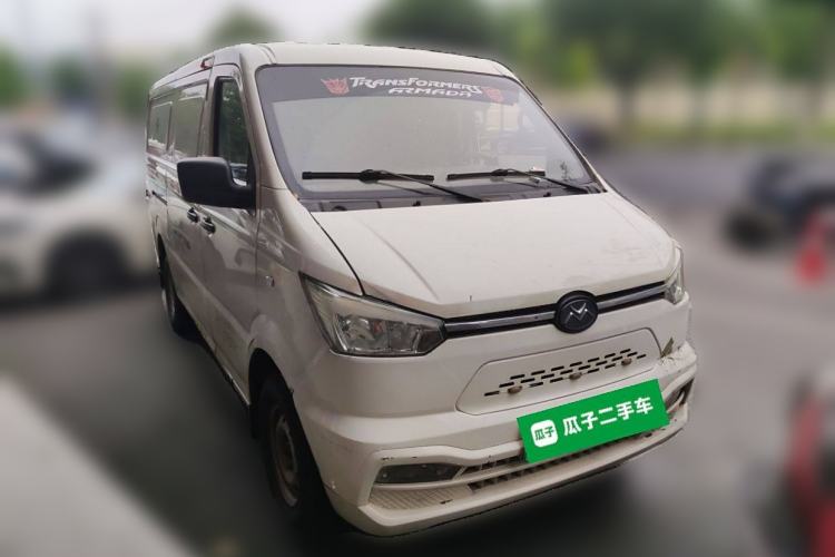Used New Gonow Shuailing 2022 Standard Range with 41.64 kWh Lishen Power Front Right 45 Deg