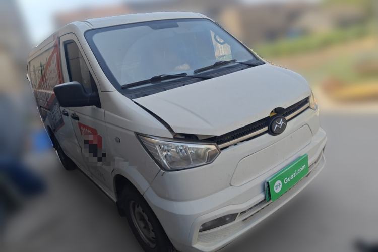 Used New Gonow Shuailing 2022 Standard Range with 41.64 kWh Lishen Power Front Right 45 Deg
