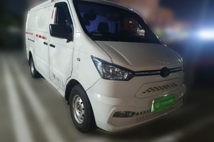 Used New Gonow Shuailing 2022 Standard Range with 41.64 kWh Lishen Power Front Right 45 Deg