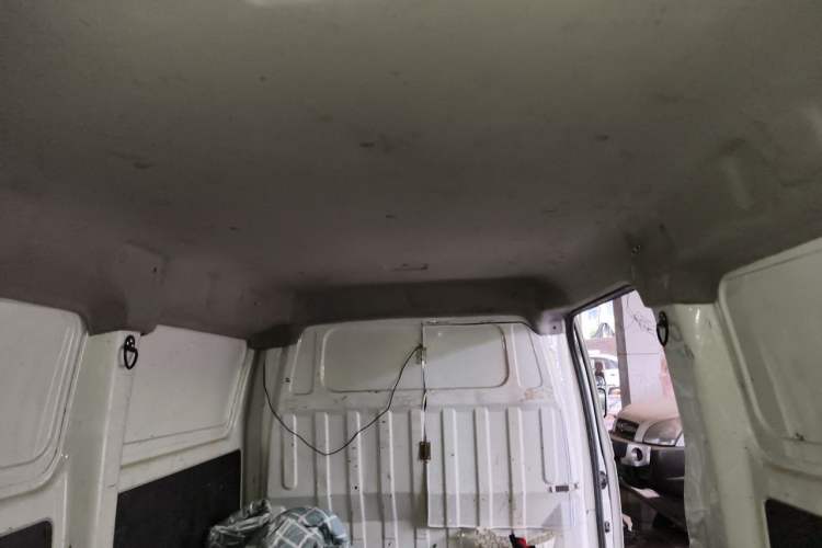 Used New Gonow Shuailing 2022 Standard Range with 41.64 kWh Lishen Power Headliner