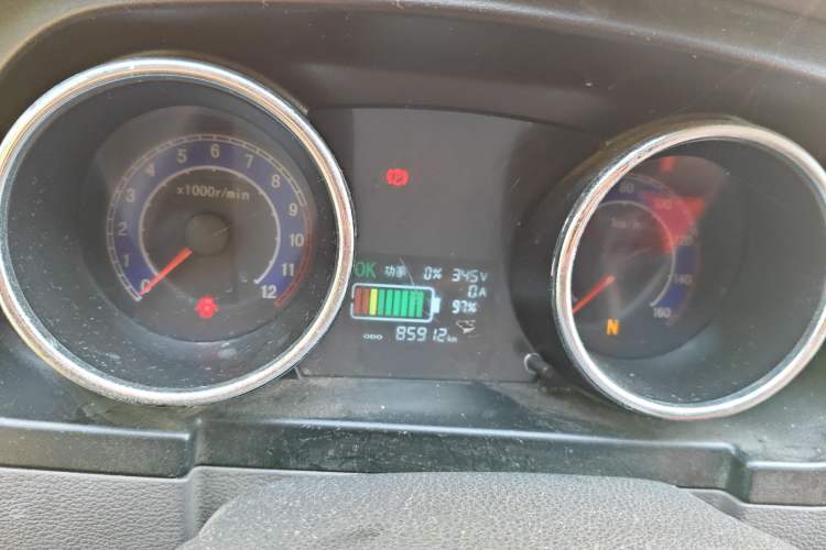 Used New Gonow Shuailing 2022 Standard Range with 41.64 kWh Lishen Power Instrument Cluster