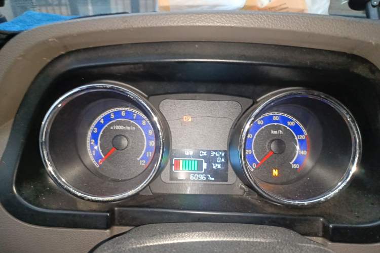 Used New Gonow Shuailing 2022 Standard Range with 41.64 kWh Lishen Power Instrument Cluster