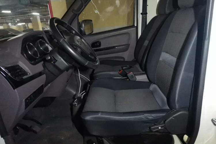 Used New Gonow Shuailing 2022 Standard Range 41.93 kWh Tianjin Hengtian Left Front Seat