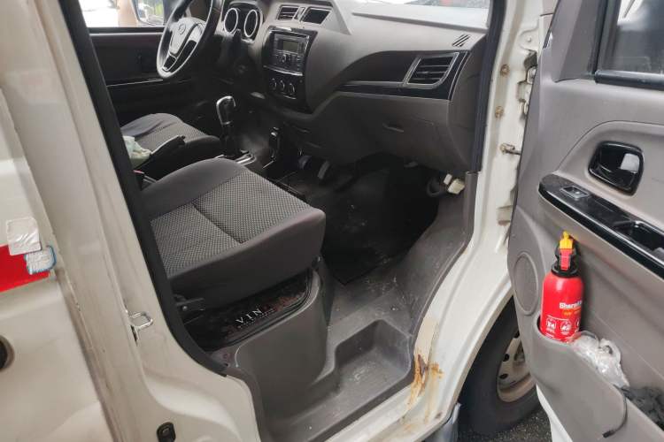 Used New Gonow Shuailing 2022 Standard Range with 41.64 kWh Lishen Power Left Rear Seat