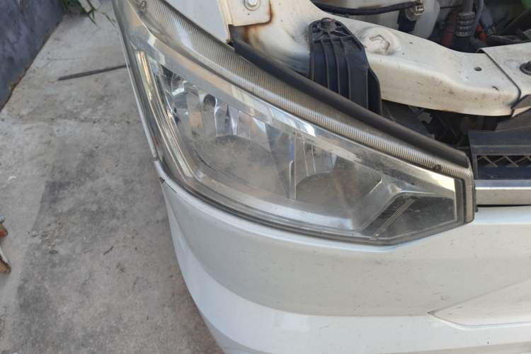 Used New Gonow Shuailing 2022 Standard Range with 41.64 kWh Lishen Power Right Front Headlight