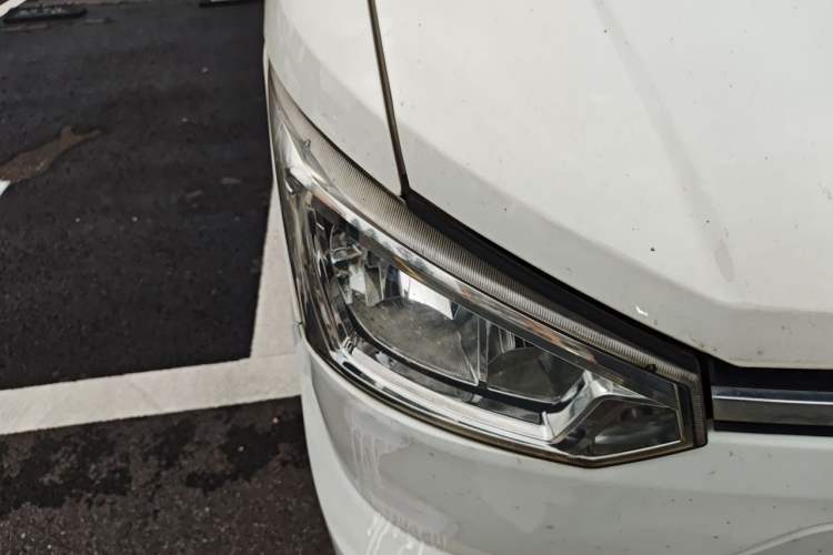 Used New Gonow Shuailing 2022 Standard Range 41.93 kWh Tianjin Hengtian Right Front Headlight