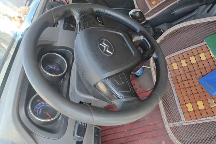 Used New Gonow Shuailing 2022 Standard Range with 41.64 kWh Lishen Power Steering Wheel