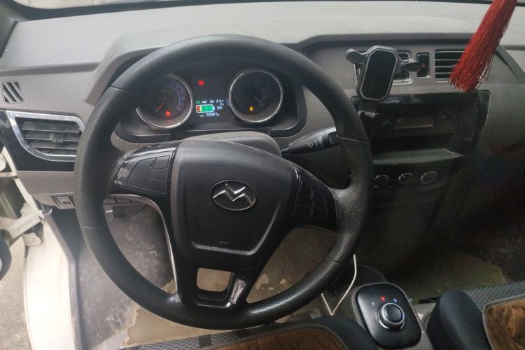 Used New Gonow Shuailing 2022 Standard Range with 41.64 kWh Lishen Power Steering Wheel