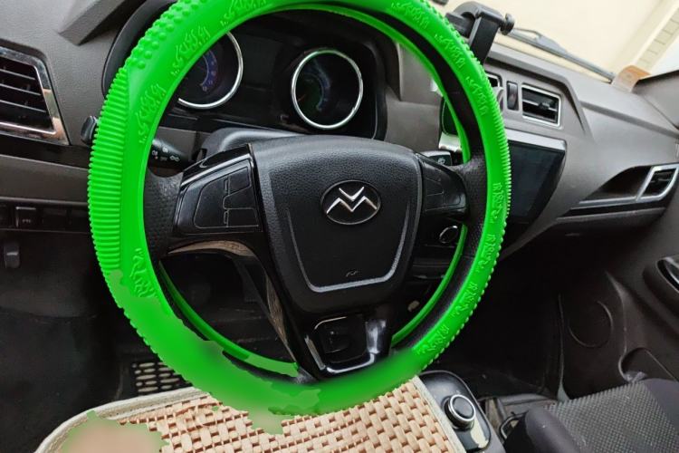 Used New Gonow Shuailing 2022 Standard Range 41.93 kWh Tianjin Hengtian Steering Wheel