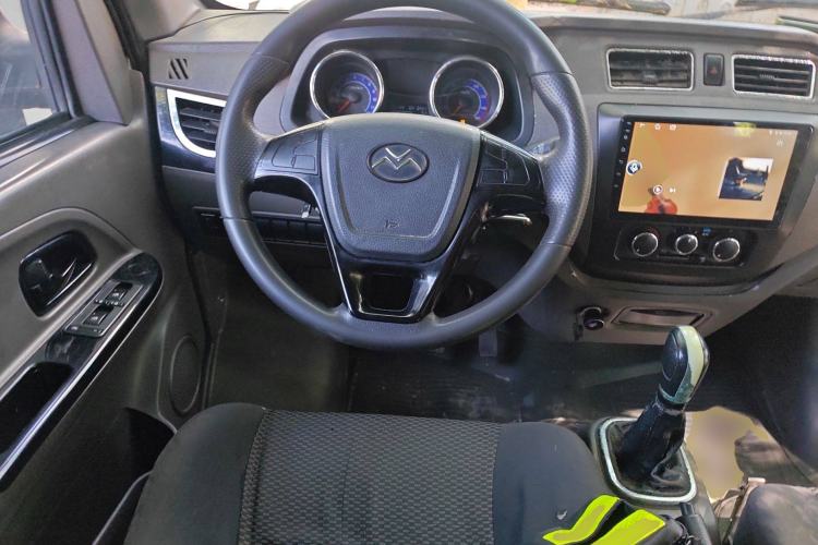 Used New Gonow Shuailing 2022 Standard Range with 41.64 kWh Lishen Power Steering Wheel