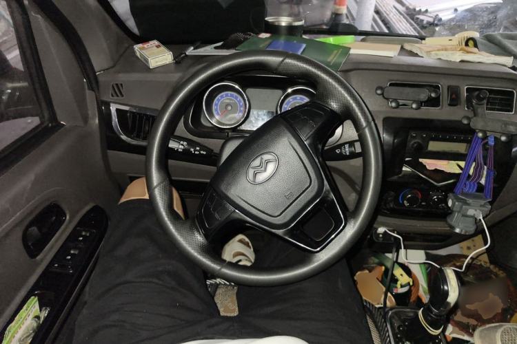 Used New Gonow Shuailing 2022 Standard Range with 41.64 kWh Lishen Power Steering Wheel