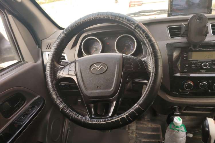 Used New Gonow Shuailing 2022 Standard Range with 41.64 kWh Lishen Power Steering Wheel