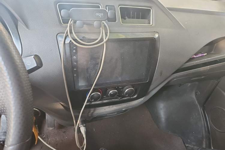 Used New Gonow Shuailing 2023 Standard Range with 41.64 kWh Lishen Power Audio And AC Panel