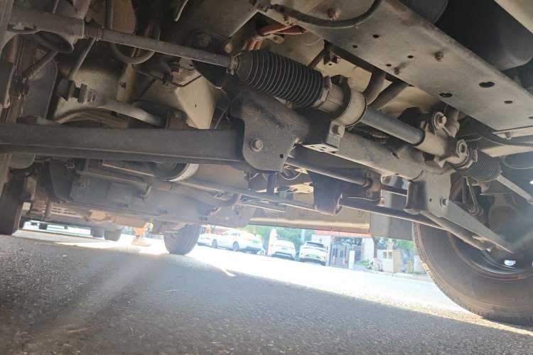 Used New Gonow Shuailing 2023 Standard Range with 41.64 kWh Lishen Power Chassis Front Right