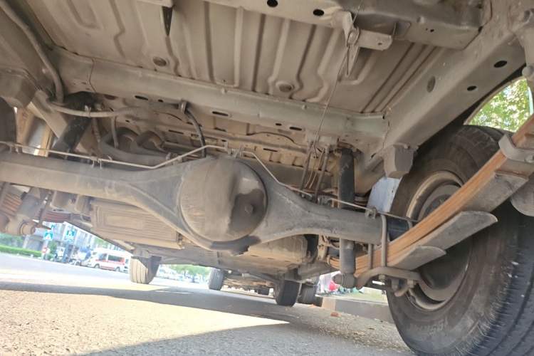 Used New Gonow Shuailing 2023 Standard Range with 41.64 kWh Lishen Power Chassis Rear