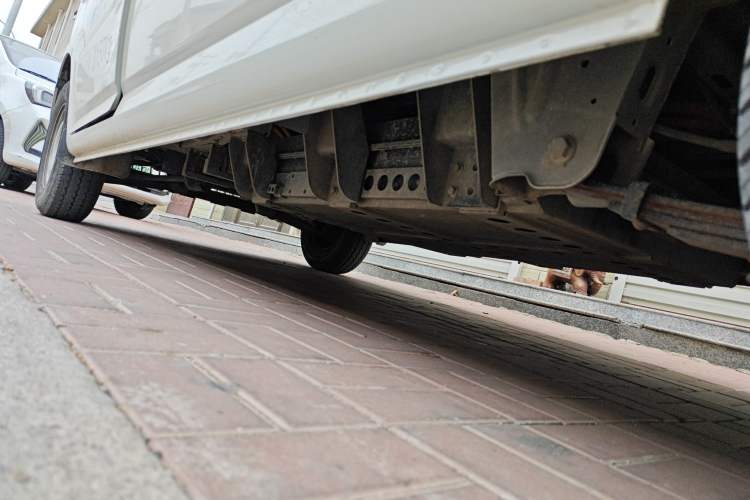 Used New Gonow Shuailing 2023 Standard Range with 41.64 kWh Lishen Power Chassis Rear Left