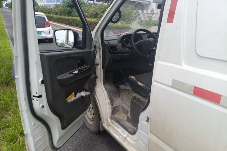 Used New Gonow Shuailing 2023 Standard Range 41.93 kWh Tianjin Guoxuan Driver Seat