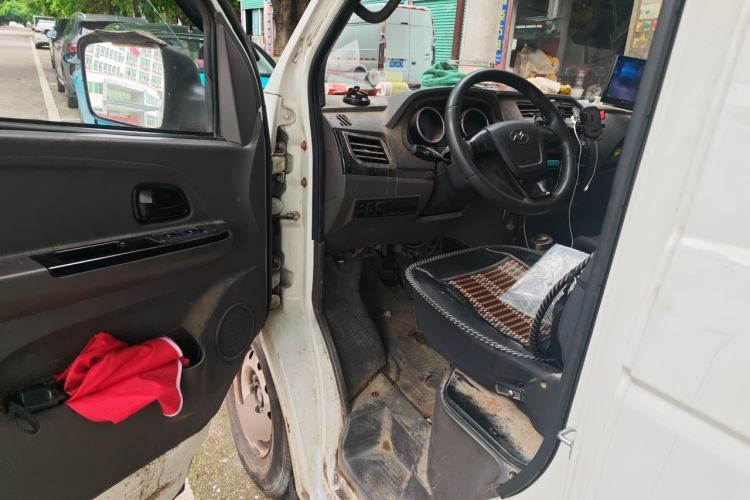 Used New Gonow Shuailing 2023 Standard Range 41.93 kWh Tianjin Guoxuan Driver Seat