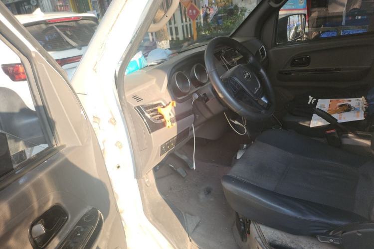 Used New Gonow Shuailing 2023 Standard Range with 41.64 kWh Lishen Power Driver Seat