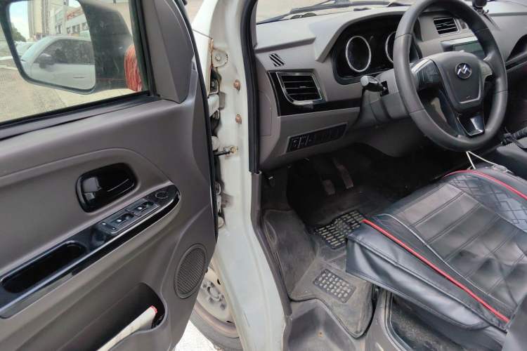 Used New Gonow Shuailing 2023 Standard Range 41.93 kWh Tianjin Hengtian Driver Seat