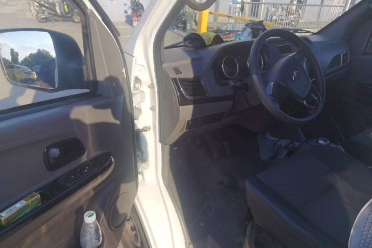 Used New Gonow Shuailing 2023 Standard Range with 41.64 kWh Lishen Power Driver Seat