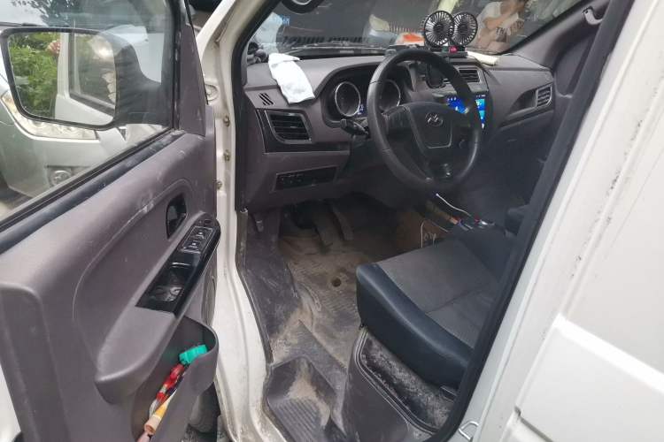 Used New Gonow Shuailing 2023 Standard Range 41.93 kWh Tianjin Hengtian Driver Seat