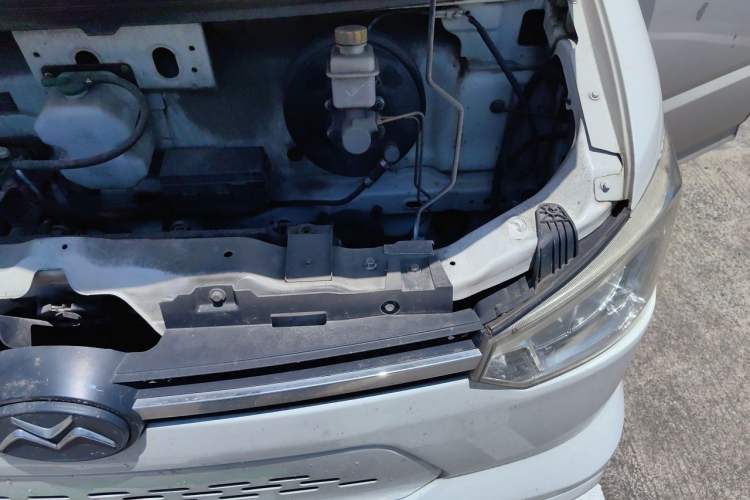 Used New Gonow Shuailing 2023 Standard Range 41.93 kWh Tianjin Hengtian Engine Bay Left