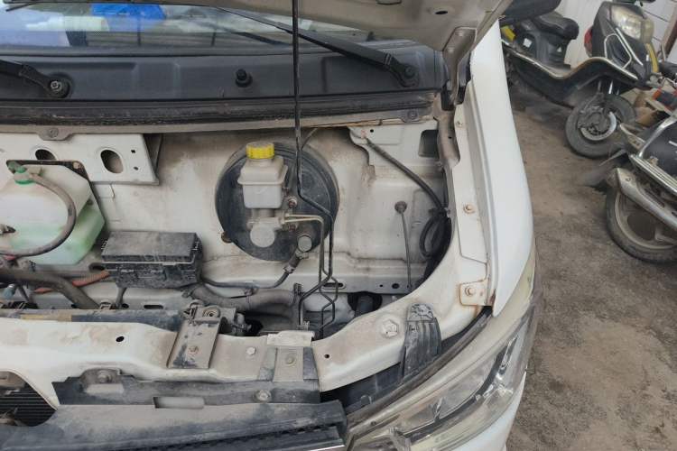 Used New Gonow Shuailing 2023 Standard Range 41.93 kWh Tianjin Guoxuan Engine Bay Left