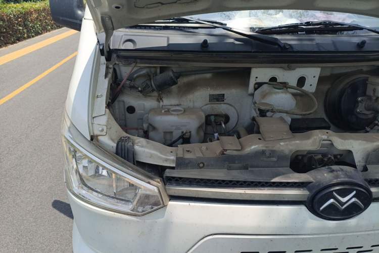 Used New Gonow Shuailing 2023 Standard Range 41.93 kWh Tianjin Guoxuan Engine Bay Right