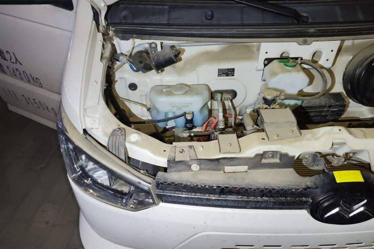 Used New Gonow Shuailing 2023 Standard Range 41.93 kWh Tianjin Hengtian Engine Bay Right