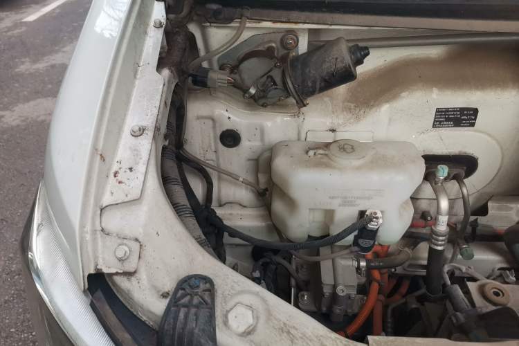 Used New Gonow Shuailing 2023 Standard Range 41.93 kWh Tianjin Hengtian Engine Bay Right