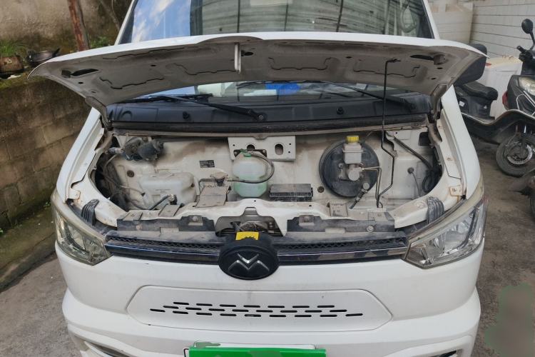 Used New Gonow Shuailing 2023 Standard Range 41.93 kWh Tianjin Guoxuan Engine Bay