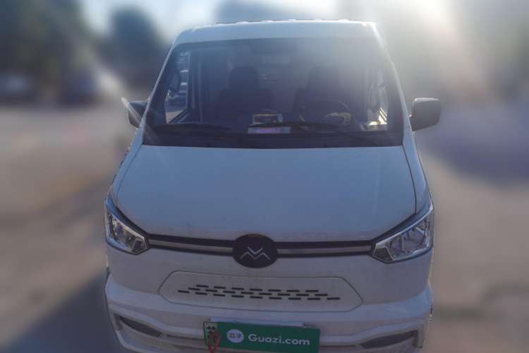 Used New Gonow Shuailing 2023 Standard Range with 41.64 kWh Lishen Power Front