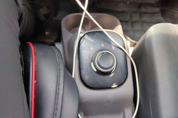 Used New Gonow Shuailing 2023 Standard Range 41.93 kWh Tianjin Hengtian Gear Lever