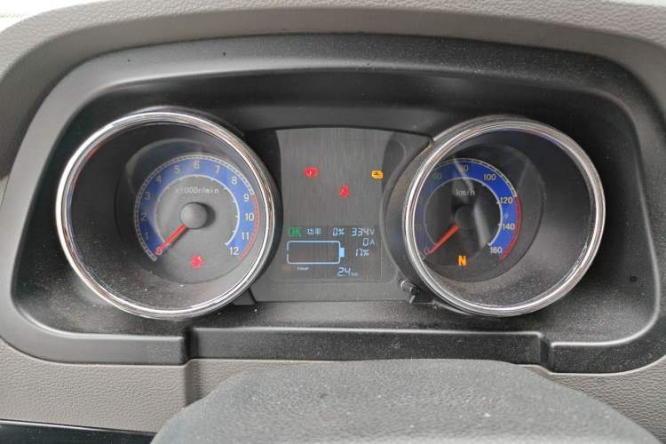 Used New Gonow Shuailing 2023 Standard Range with 41.64 kWh Lishen Power Instrument Cluster