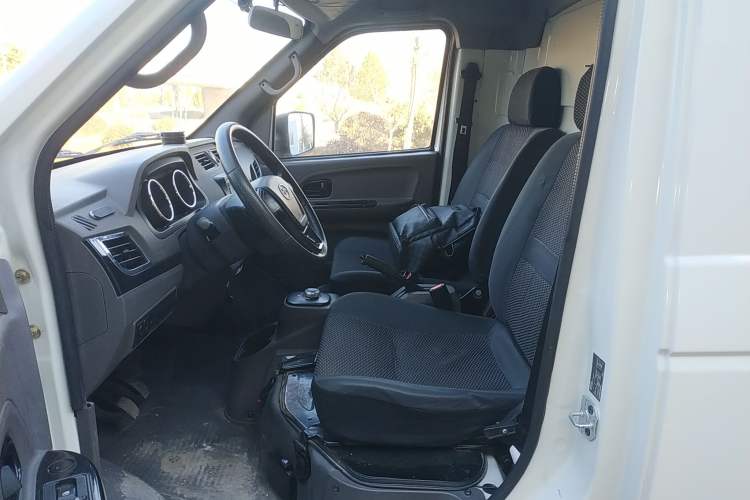 Used New Gonow Shuailing 2023 Standard Range with 41.64 kWh Lishen Power Left Front Seat