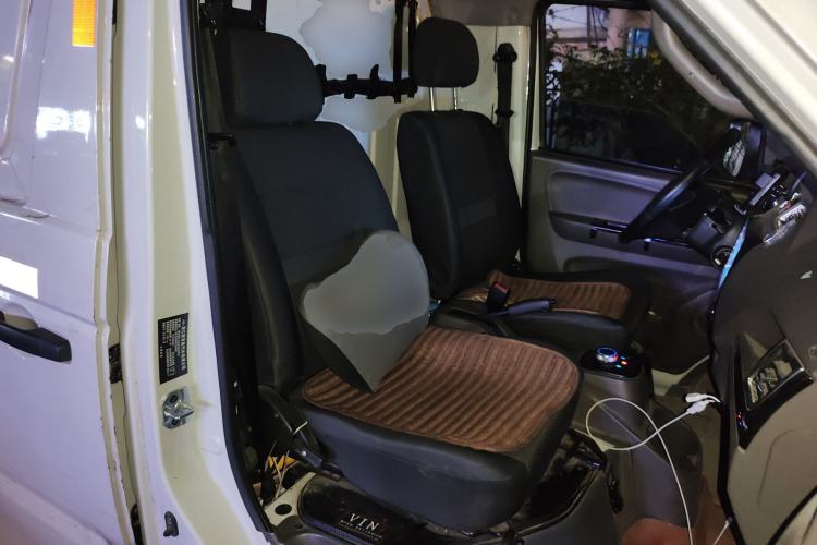 Used New Gonow Shuailing 2023 Standard Range 41.93 kWh Tianjin Hengtian Left Rear Seat