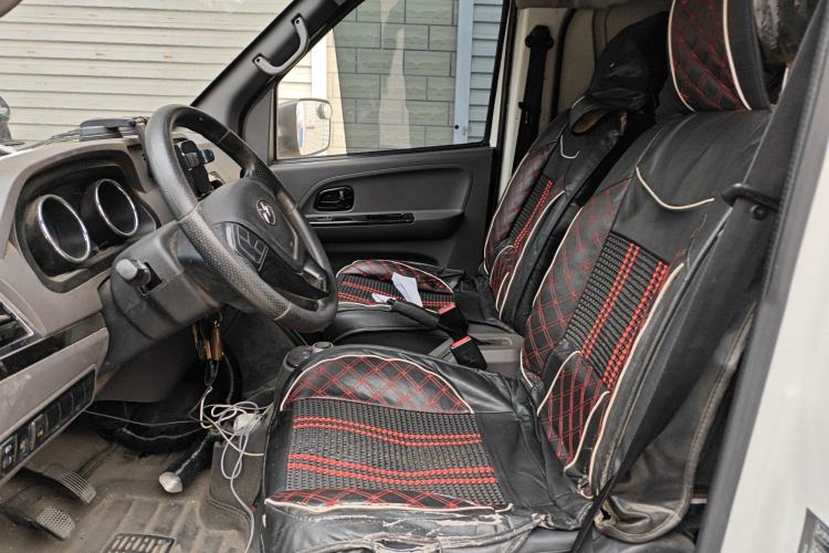 Used New Gonow Shuailing 2023 Standard Range with 41.64 kWh Lishen Power Left Rear Seat