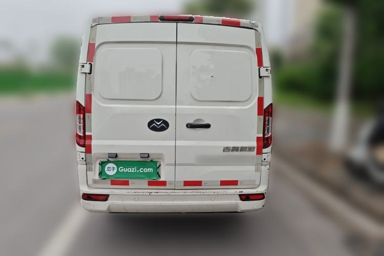 Used New Gonow Shuailing 2023 Standard Range with 41.64 kWh Lishen Power Rear