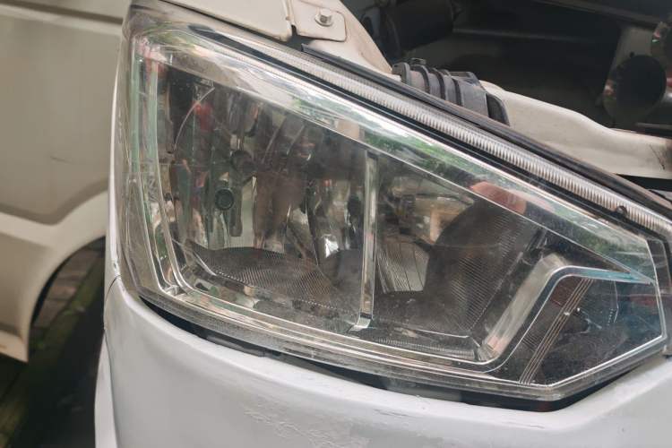 Used New Gonow Shuailing 2023 Standard Range 41.93 kWh Tianjin Guoxuan Right Front Headlight