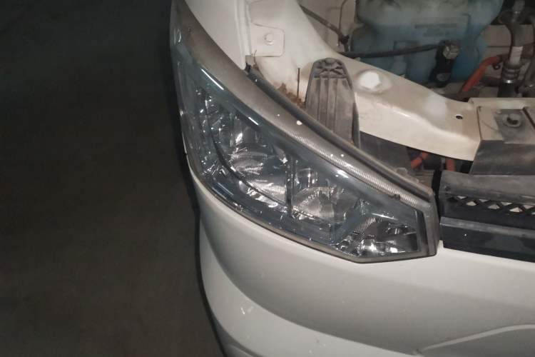 Used New Gonow Shuailing 2023 Standard Range 41.93 kWh Tianjin Hengtian Right Front Headlight