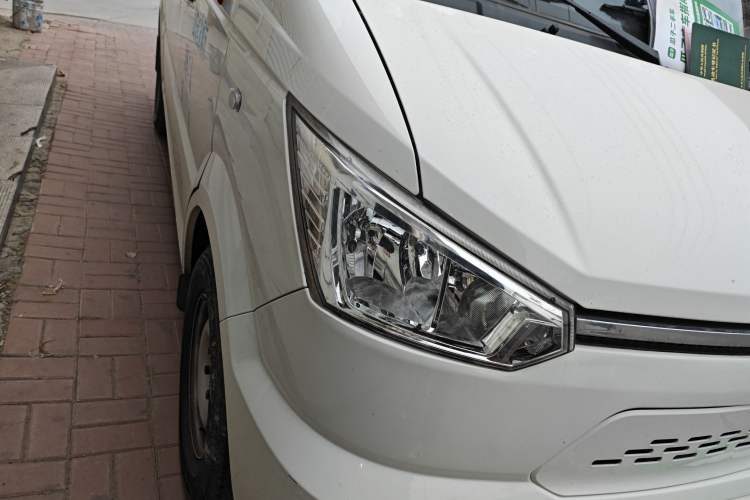 Used New Gonow Shuailing 2023 Standard Range with 41.64 kWh Lishen Power Right Front Headlight