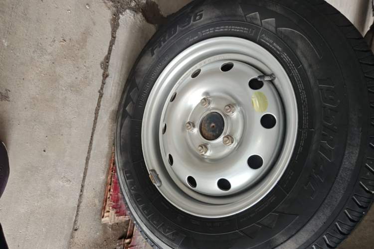 Used New Gonow Shuailing 2023 Standard Range 41.93 kWh Tianjin Guoxuan Right Rear Wheel Hub
