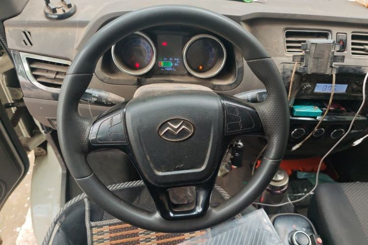 Used New Gonow Shuailing 2023 Standard Range 41.93 kWh Tianjin Guoxuan Steering Wheel