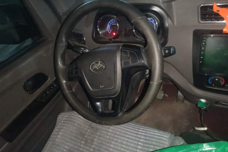 Used New Gonow Shuailing 2023 Standard Range 41.93 kWh Tianjin Hengtian Steering Wheel
