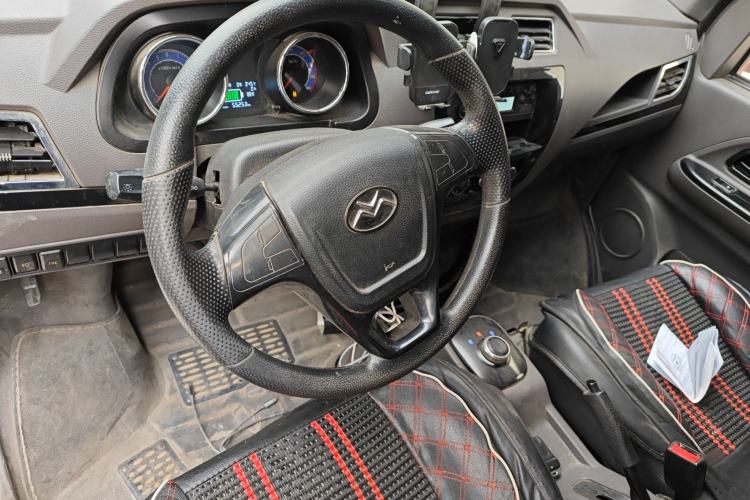 Used New Gonow Shuailing 2023 Standard Range with 41.64 kWh Lishen Power Steering Wheel