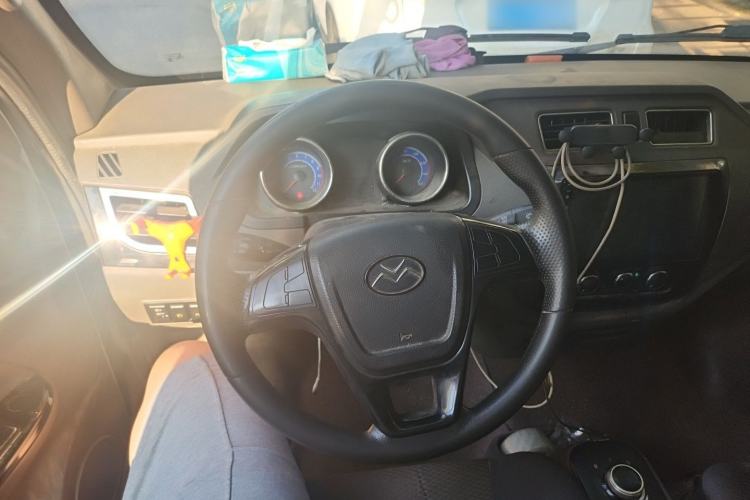 Used New Gonow Shuailing 2023 Standard Range with 41.64 kWh Lishen Power Steering Wheel